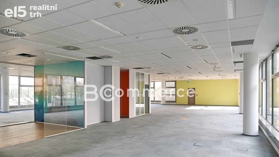 Pronájem kanceláře 400 m², Brno - Královo Pole