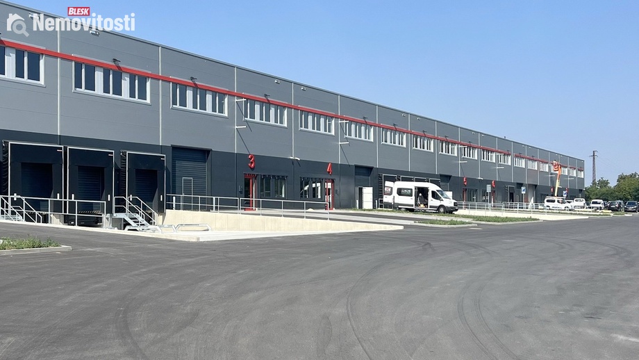 Pronájem skladu 1 000 m², Mikulov
