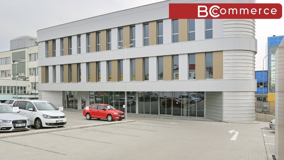 Pronájem kanceláře, 350 m² - Brno