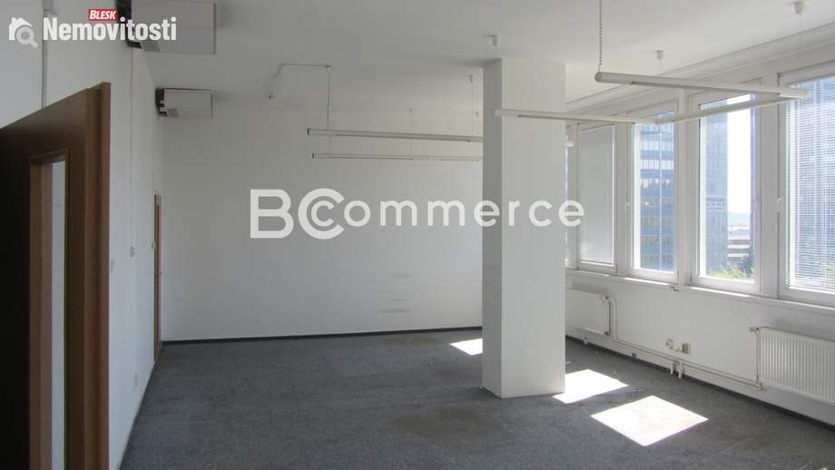 Pronájem kanceláře 700 m², Brno - Žabovřesky