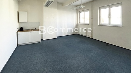 Pronájem kanceláře 30 m², Brno - Komárov