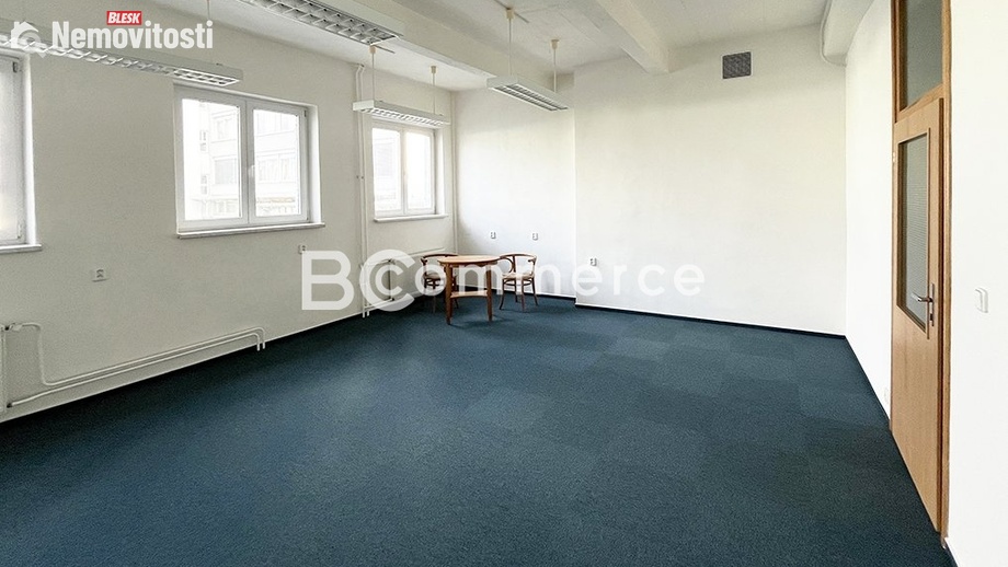 Pronájem kanceláře 30 m², Brno - Komárov