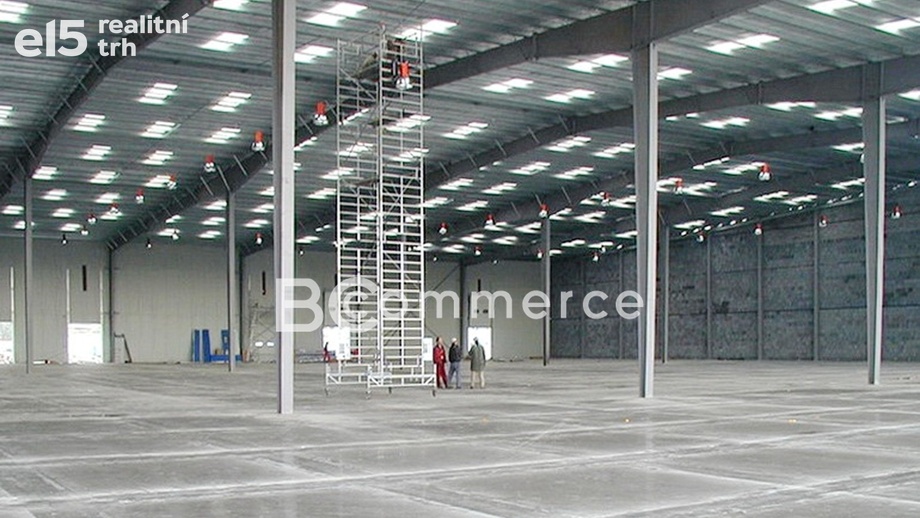 Pronájem skladu 2 304 m², Brno - Slatina
