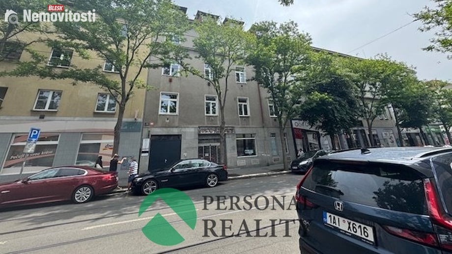 Pronájem obchodního prostoru 550 m², Praha - Strašnice