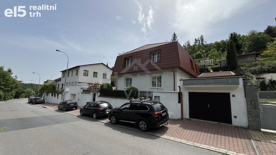 Prodej vícegenerační dům, 204 m² - Praha - Dejvice