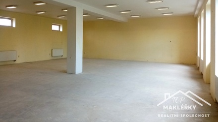 Pronájem obchodního prostoru 135 m², Kolín V