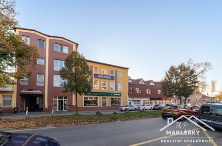 Pronájem obchodního prostoru 135 m², Kolín V
