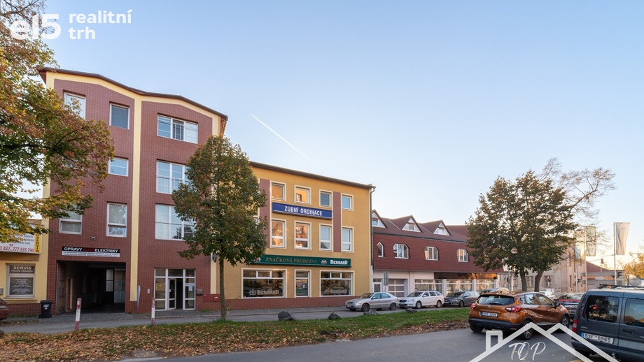 Pronájem obchodního prostoru 135 m², Kolín V