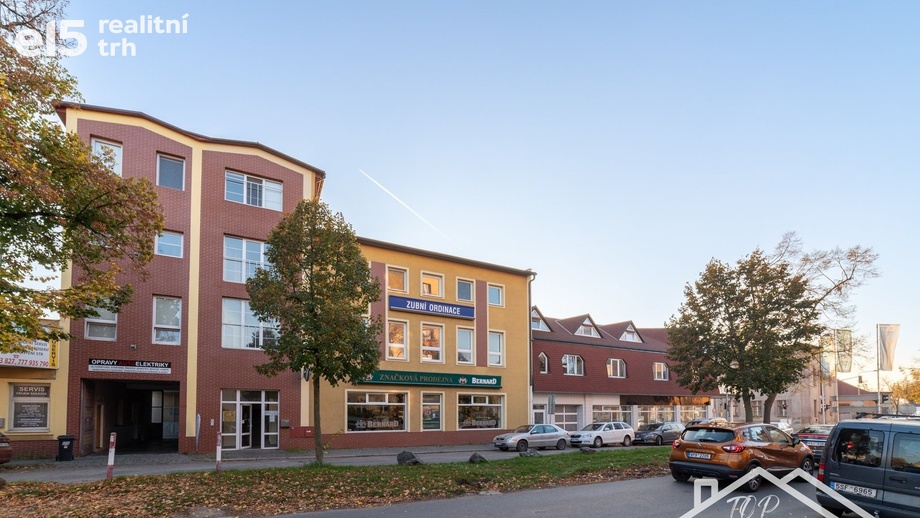 Pronájem obchodní prostory, 135 m² - Kolín V