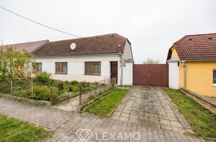 Prodej rodinného domu 175 m², Morašice