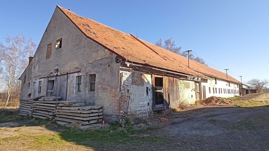 Prodej zemědělská usedlost, 800 m² - Dolní Chvatliny - Mančice
