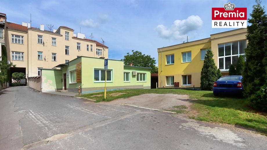 Prodej obchodní prostory, 126 m² - Znojmo