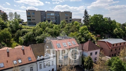 Prodej činžovního domu 658 m², Praha - Střížkov