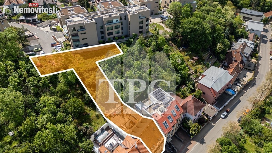 Prodej činžovního domu 658 m², Praha - Střížkov