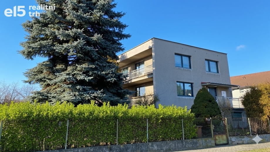 Prodej rodinného domu 260 m², Hradec Králové - Kukleny