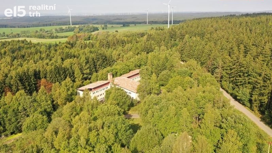 Prodej pozemky pro komerční výstavbu, 62 856 m² - Krásná