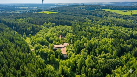 Prodej komerční nemovitosti 2 731 m², Krásná