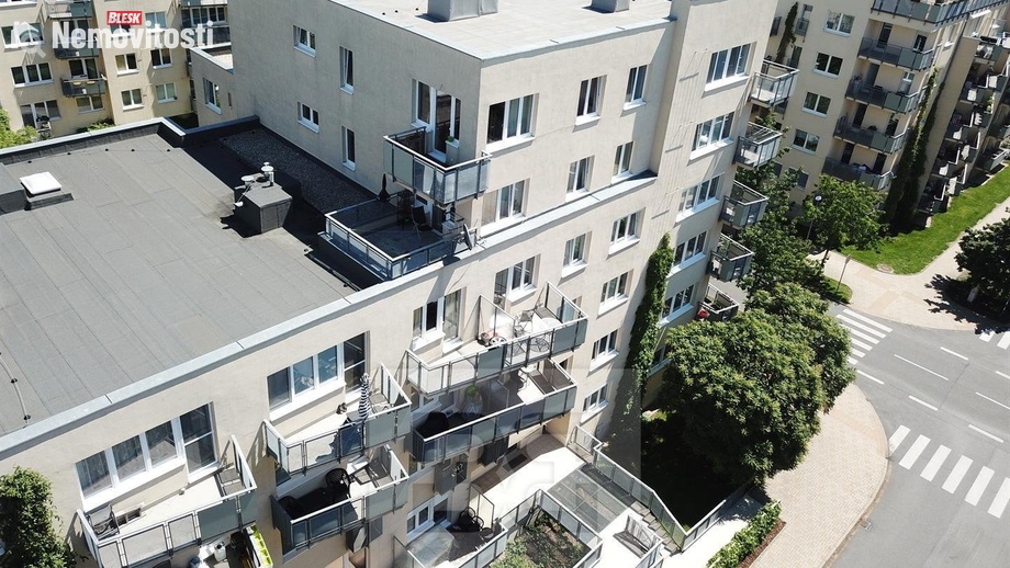 Prodej garážového stání 15 m², Praha - Hostivař