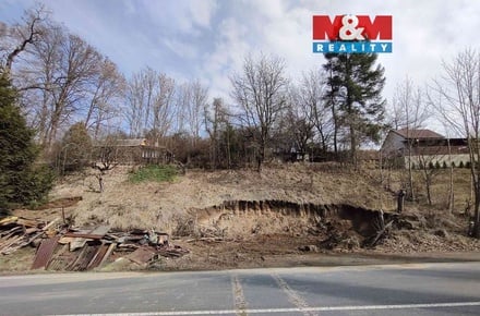 Prodej stavebního pozemku 1 168 m², Dlouhá Ves