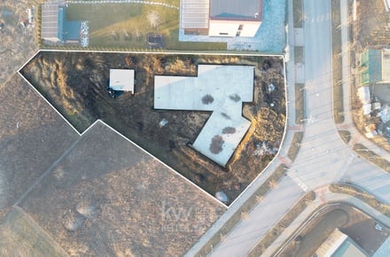 Prodej stavebního pozemku 1 067 m², Vysoký Újezd