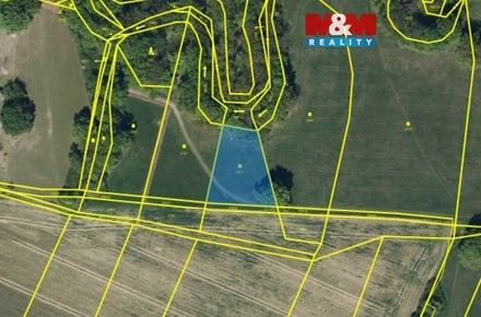 Prodej louky 818 m², Pardubice