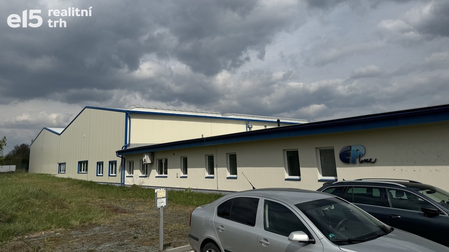 Pronájem skladu 5 500 m², Dubno