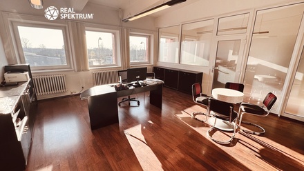 Pronájem kanceláře 453 m², Brno - Maloměřice