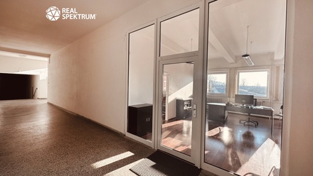 Pronájem kanceláře 453 m², Brno - Maloměřice