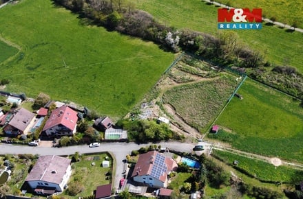 Prodej stavebního pozemku 2 091 m², Žebrák