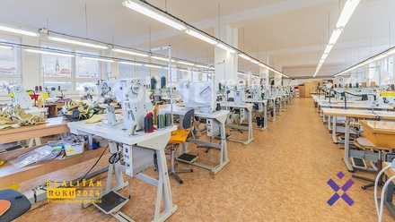 Prodej výrobního prostoru 1 990 m², Uherský Brod
