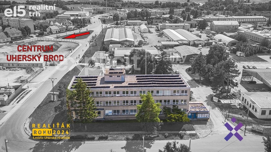 Prodej výrobního prostoru 1 990 m², Uherský Brod