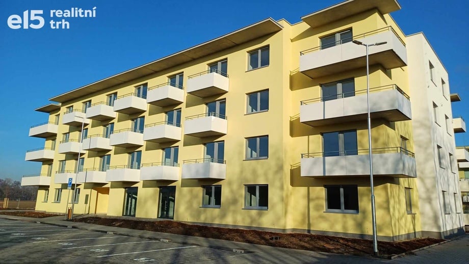 Prodej obchodního prostoru 77 m², Prostějov - Čechovice
