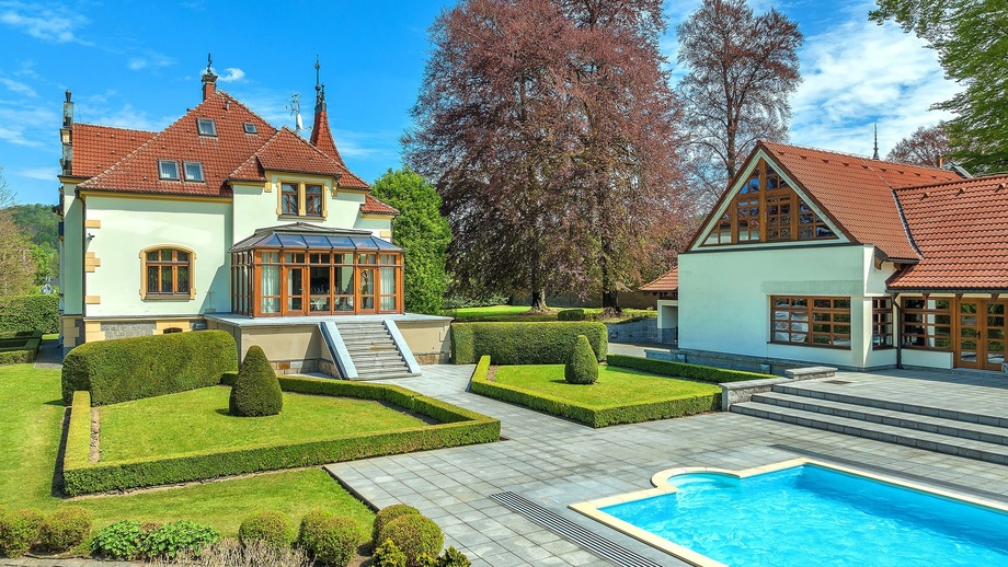 Prodej vila, 861 m² - Velký Šenov - Malý Šenov