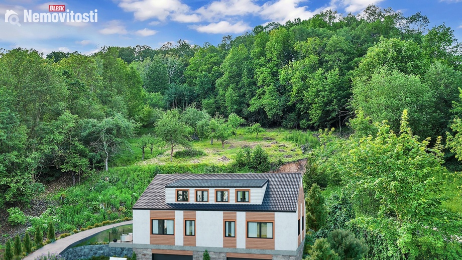 Prodej stavebního pozemku 4 585 m², Benešov nad Ploučnicí