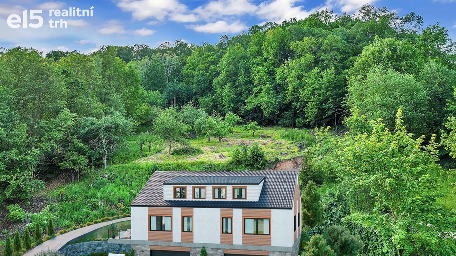 Prodej stavebního pozemku 4 585 m², Benešov nad Ploučnicí