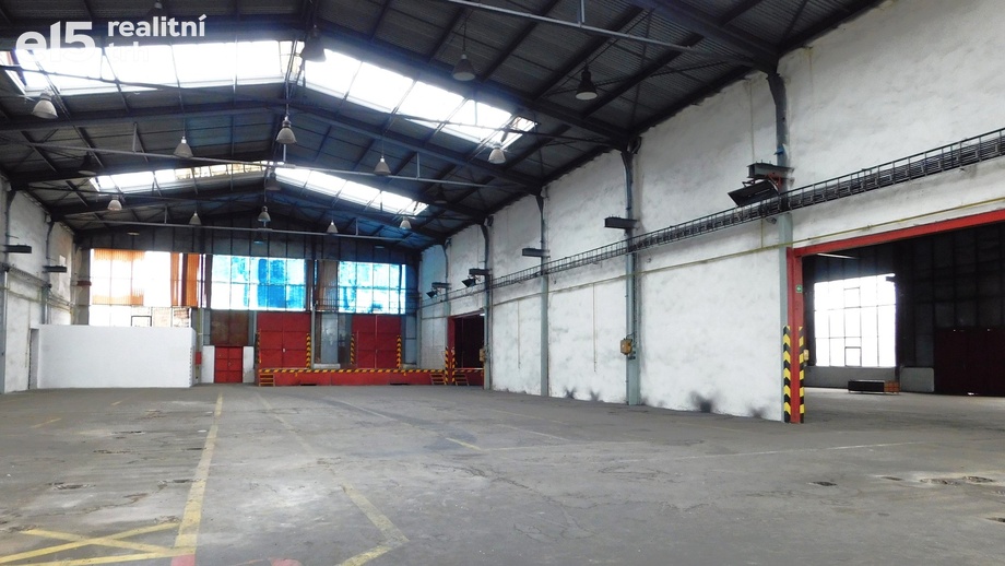 Pronájem skladu 800 m², Těšetice