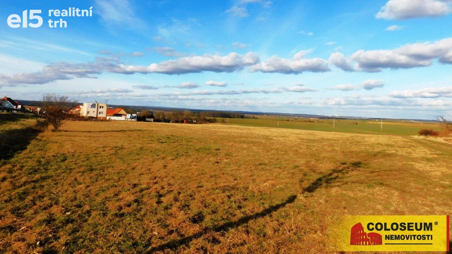 Prodej pozemky pro komerční výstavbu, 8 168 m² - Znojmo - Mramotice
