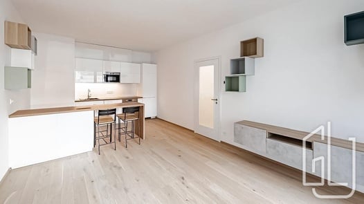 Pronájem bytu 2+kk 58 m², Praha 6, Veleslavín