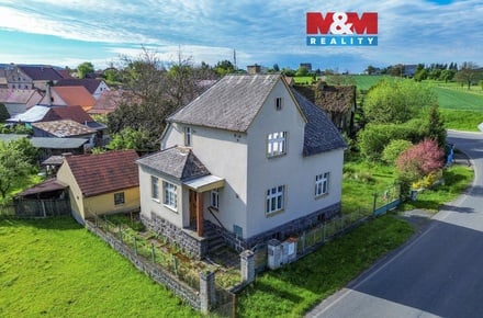 Prodej rodinného domu 171 m², Blatno