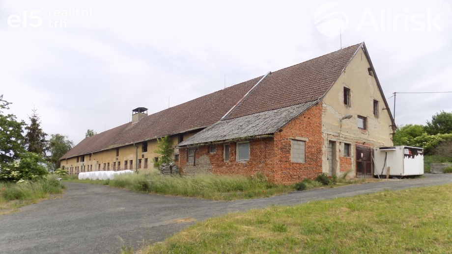 Prodej skladu 9 985 m², Přestavlky