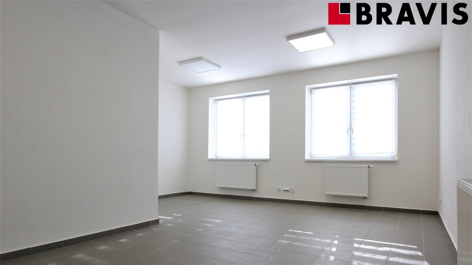 Pronájem kanceláře, 114 m² - Moravany