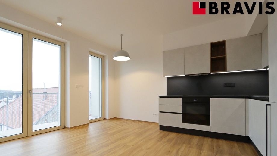 Pronájem byty 2+kk, 79 m² - Rousínov
