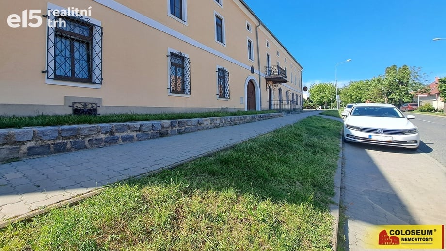 Pronájem kanceláře 150 m², Újezd u Brna