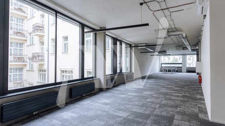 Pronájem kanceláře 326 m², Praha - Nové Město