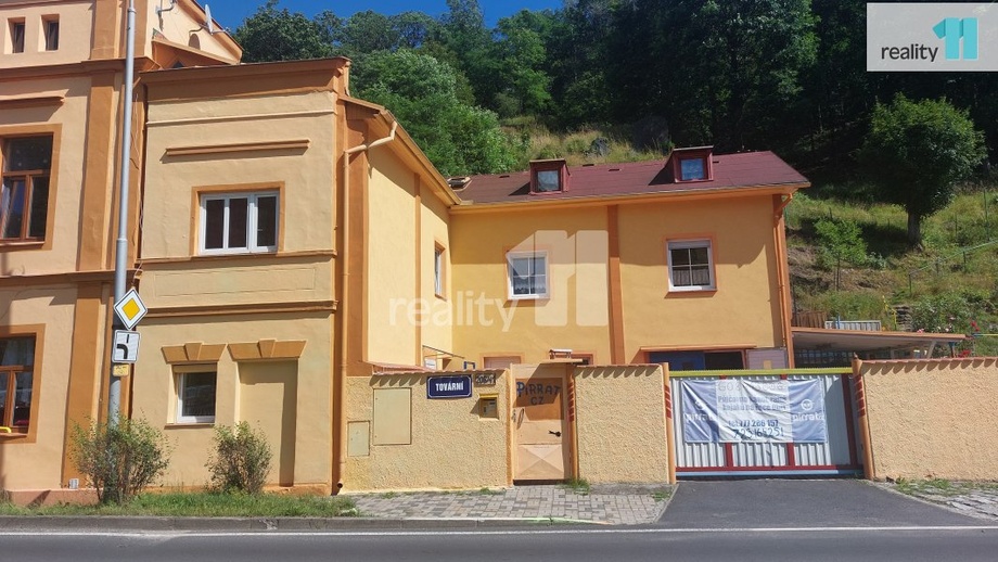Prodej rodinné domy, 122 m² - Loket