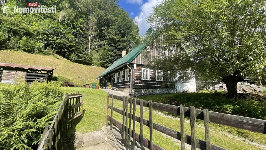 Prodej chalupy 270 m², Dolní Dvůr