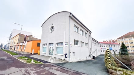 Pronájem obchodního prostoru 84 m², Znojmo