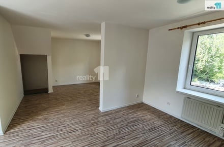 Pronájem bytu 2+kk 64 m², Praha 9