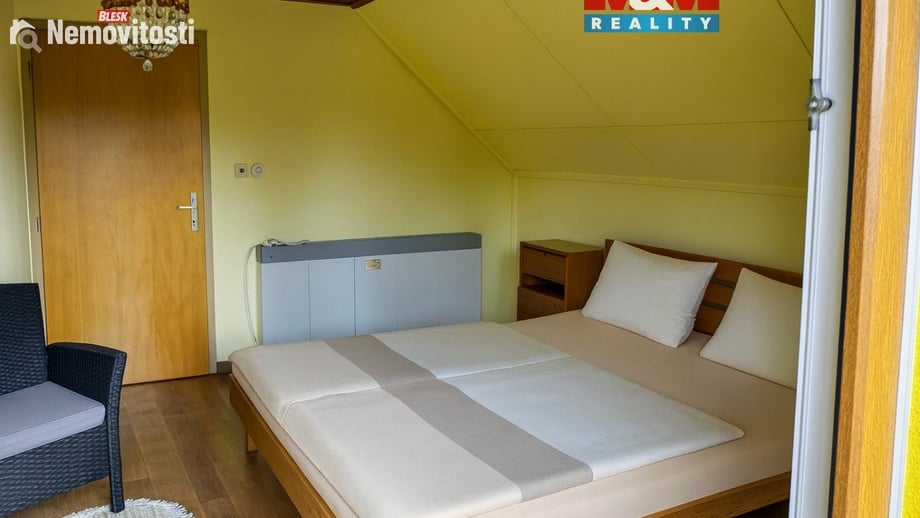Prodej rodinného domu 192 m², Dubá