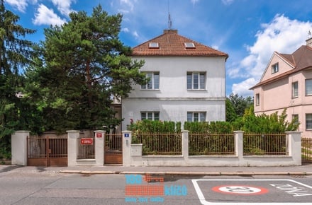 Prodej vícegeneračního domu 211 m², Praha - Michle